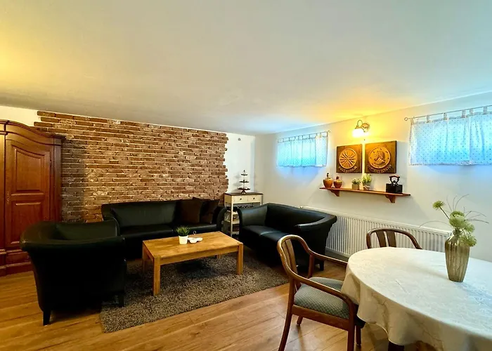 Private Apartment & Rooms Near Fairground Hannover