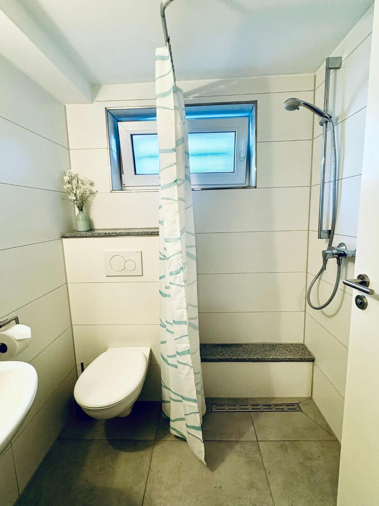 Private & Near Fairground Hannover