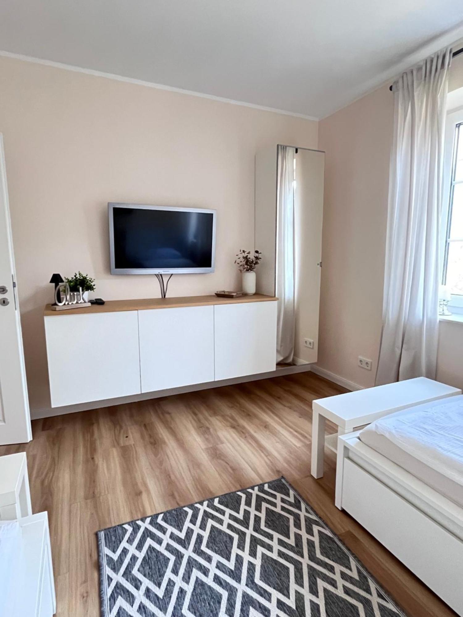 Privatunterkunft Private & Near Fairground *